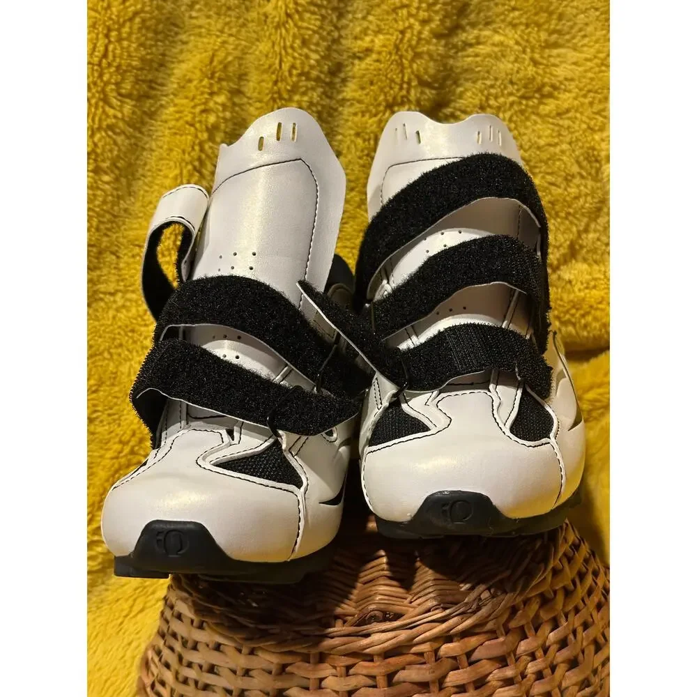 Pearl Izumi Women's Size 40 All Road V2 Bonded Nylon Cycling MTB Shoes spinning